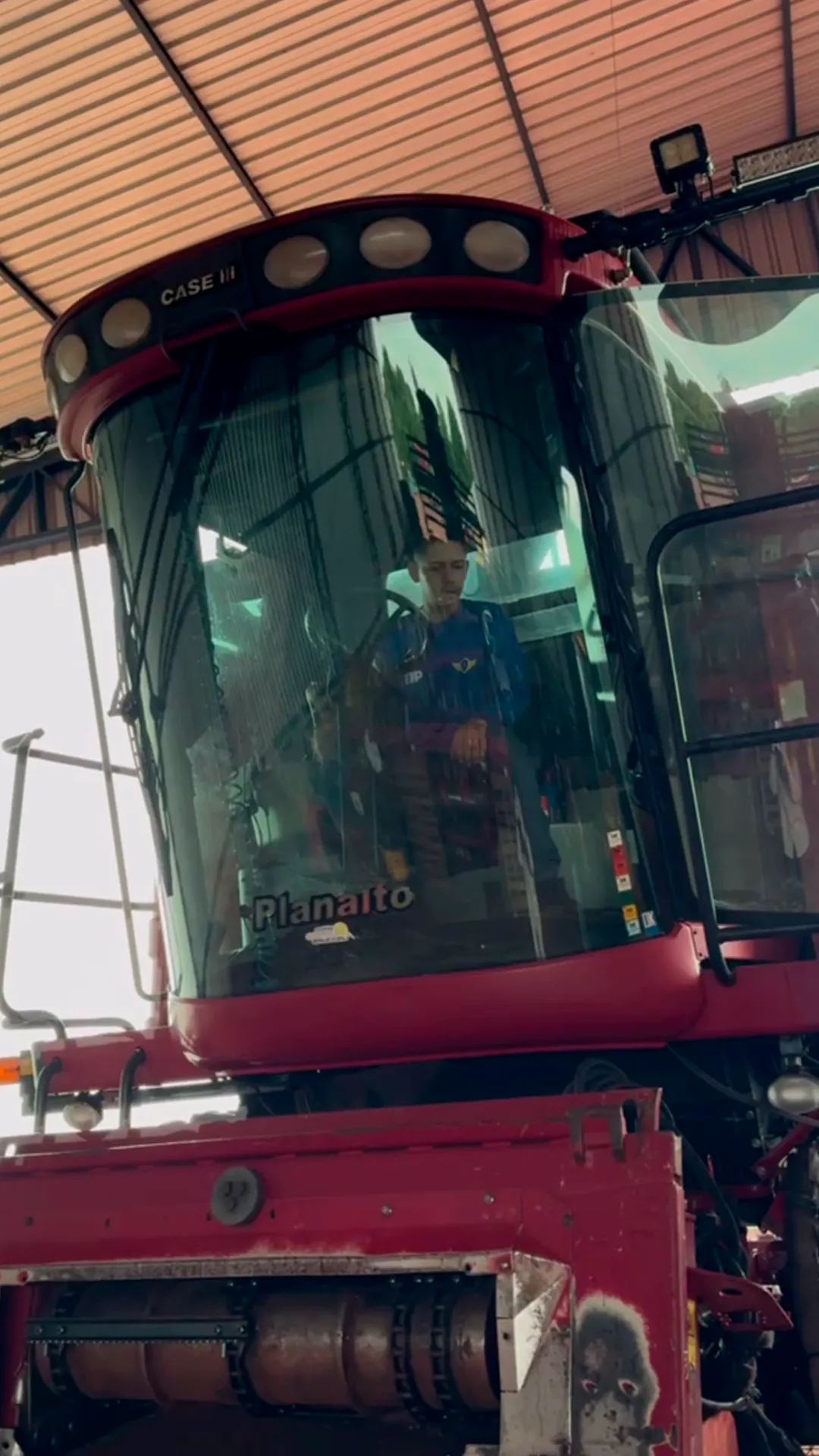 Revisão em colheitadeira